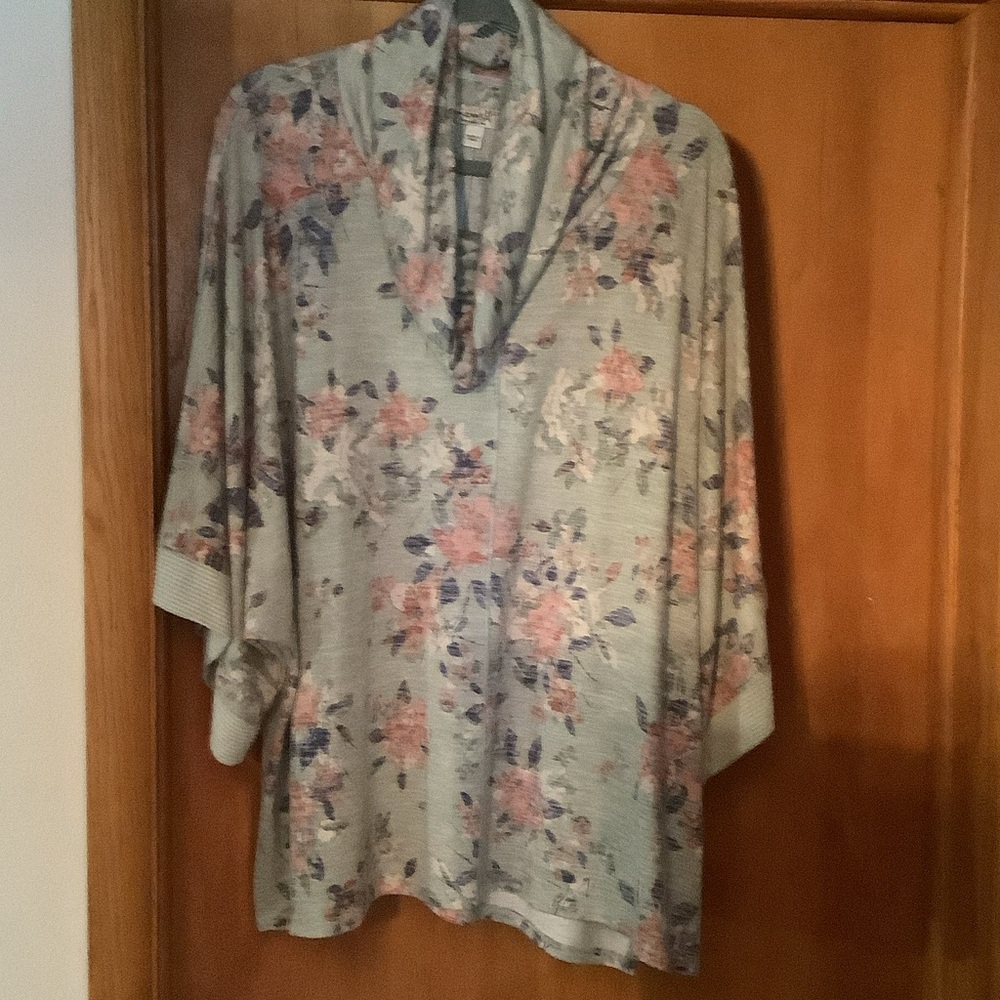 ONE WORLD Floral Tunic - Pink and Blue